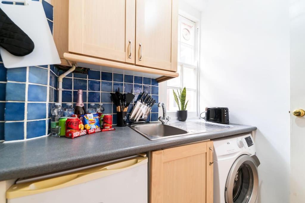 Beautiful One Bedroom Flat In Tavistock Place Лондон Екстер'єр фото