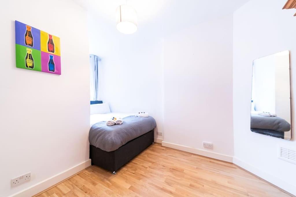 Beautiful One Bedroom Flat In Tavistock Place Лондон Екстер'єр фото